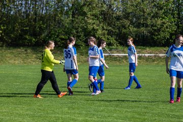 Bild 14 - B-Juniorinnen Bramstedter TS - SSV Hennstedt : Ergebnis: 3:7